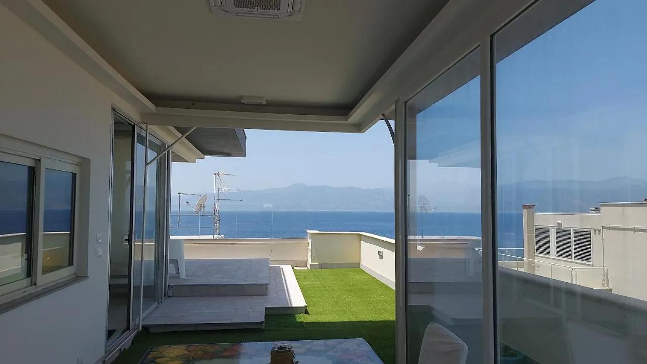 Attico Sottovento Apartment Reggio Calabria